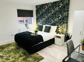Charming Apartment - Near Tube Perfect for Long-Term Stay